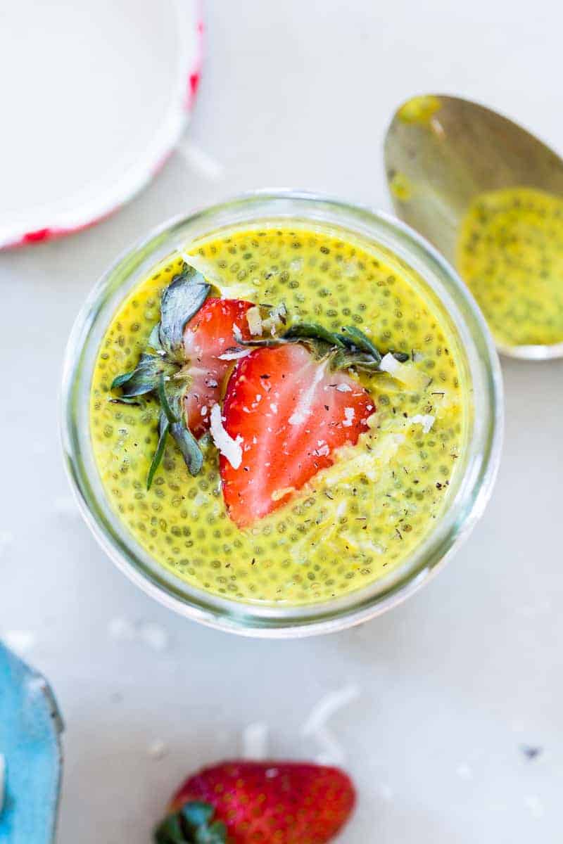 Get the anti-inflammatory benefits of turmeric and the health benefits of chia seeds, a super food in this delicious, creamy golden turmeric milk chia seed pudding. This is super breakfast!