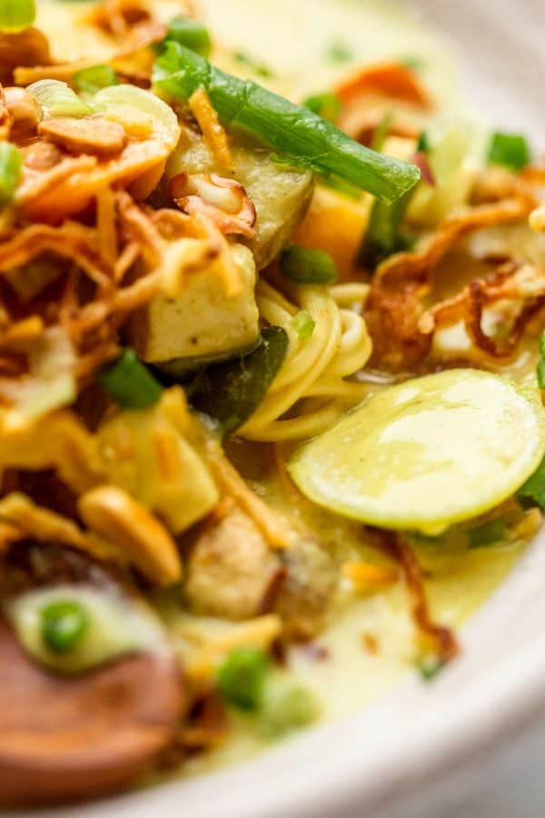 Closeup of khow suey to show texture and creaminess