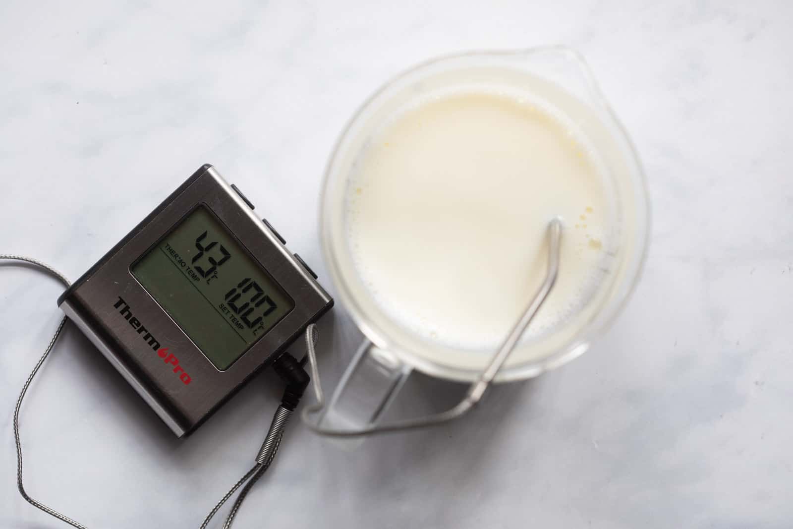 Temperature of the milk optimum for setting yogurt