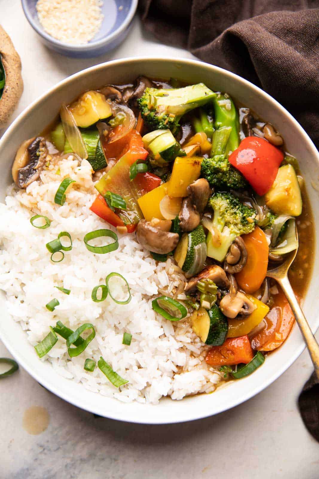 Picture of Asian Vegetable Stir Fry served with rice in a bowl