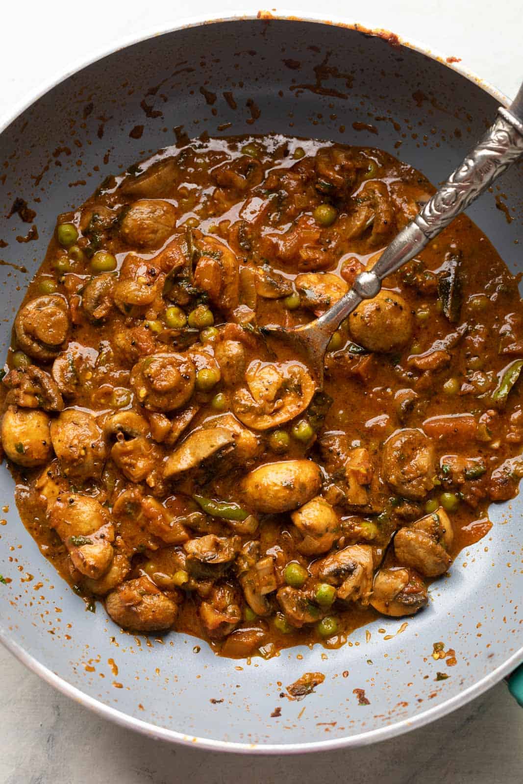 Mushroom Masala photographed in the kadhai that it was made in