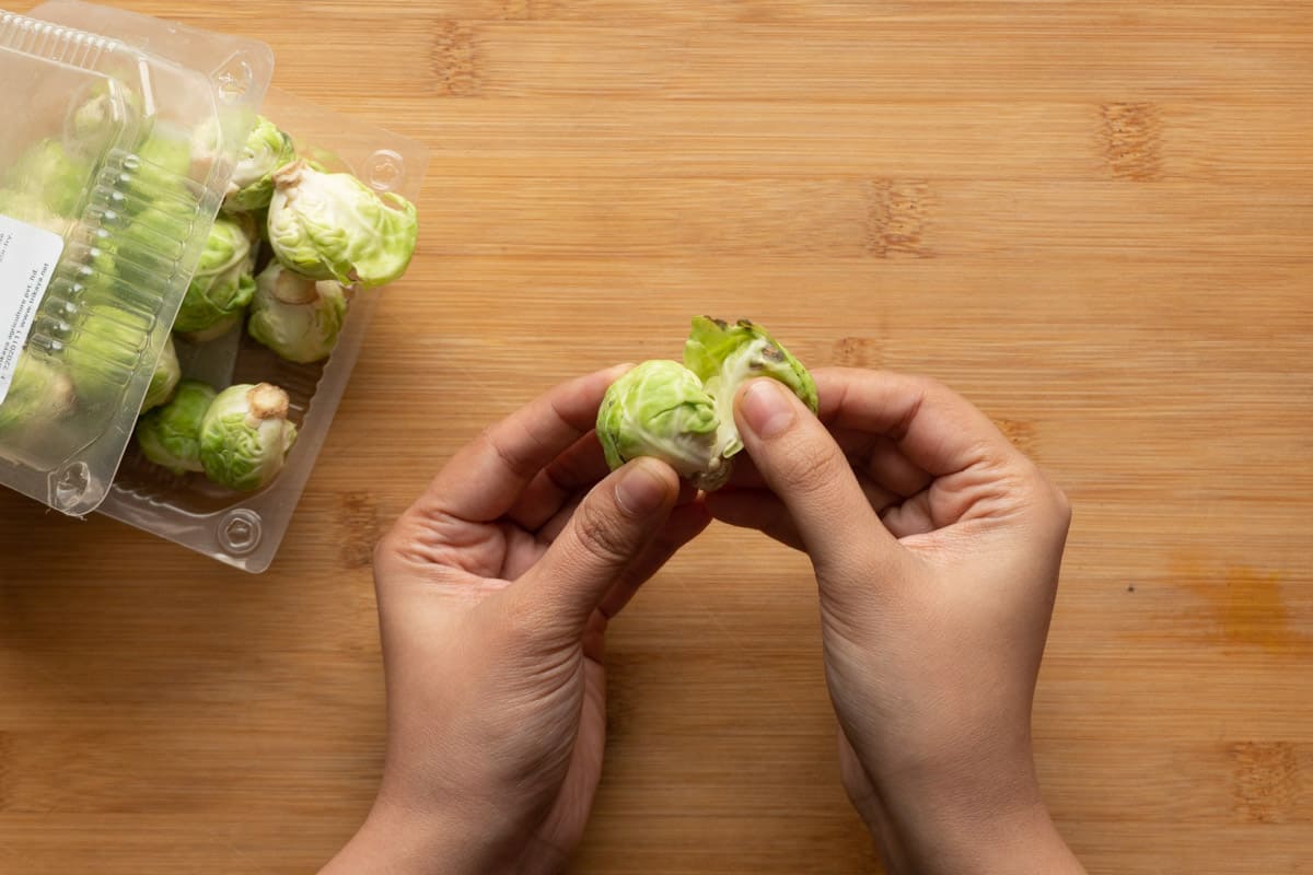 Picture of how to prep brussel sprouts
