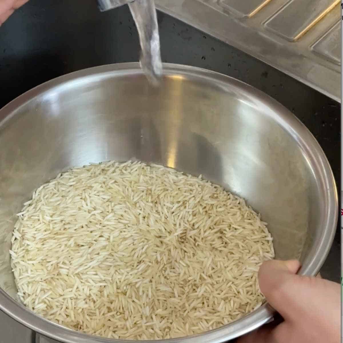 mushroom biryani step 1 - prepping rice