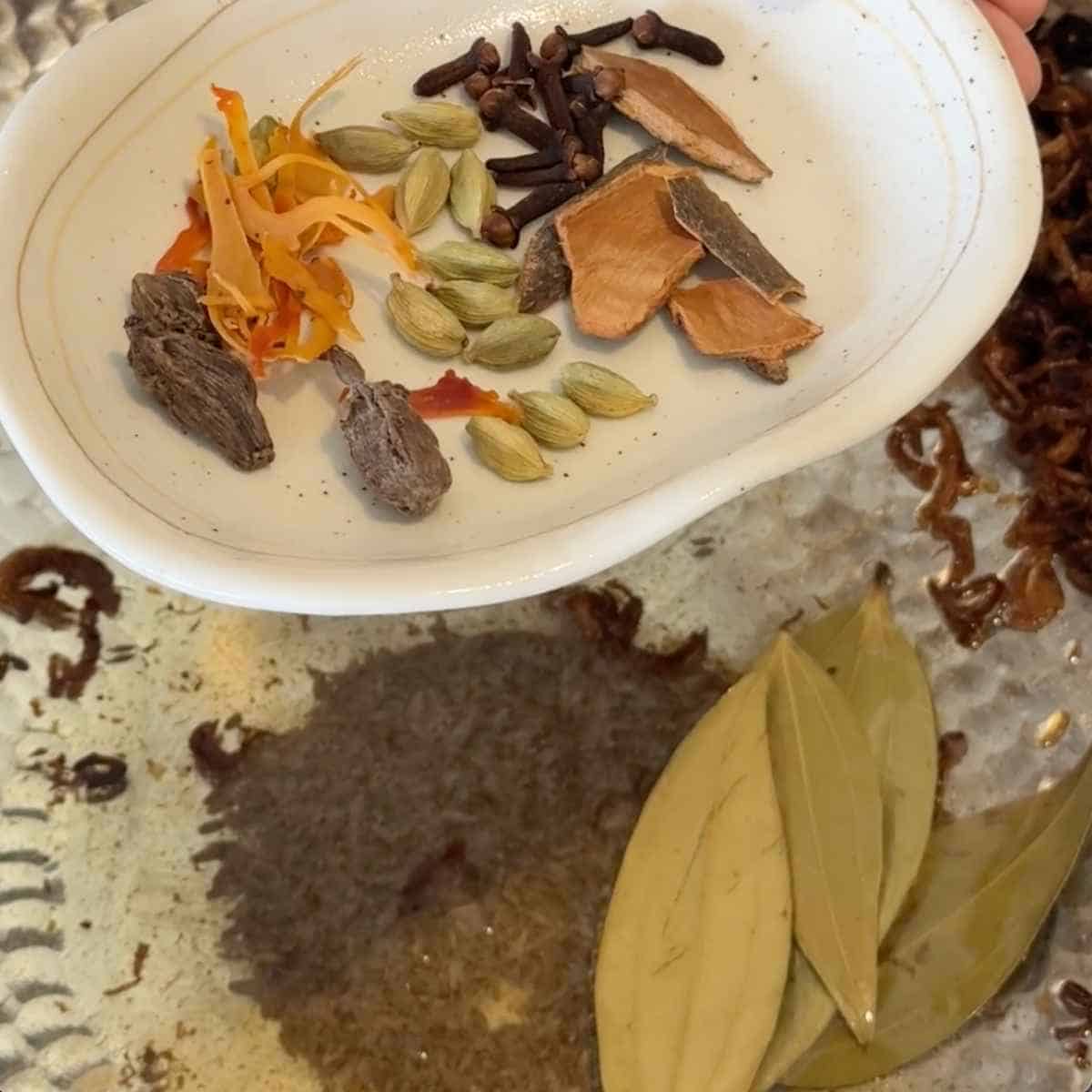 mushroom biryani step 4 - making biryani masala